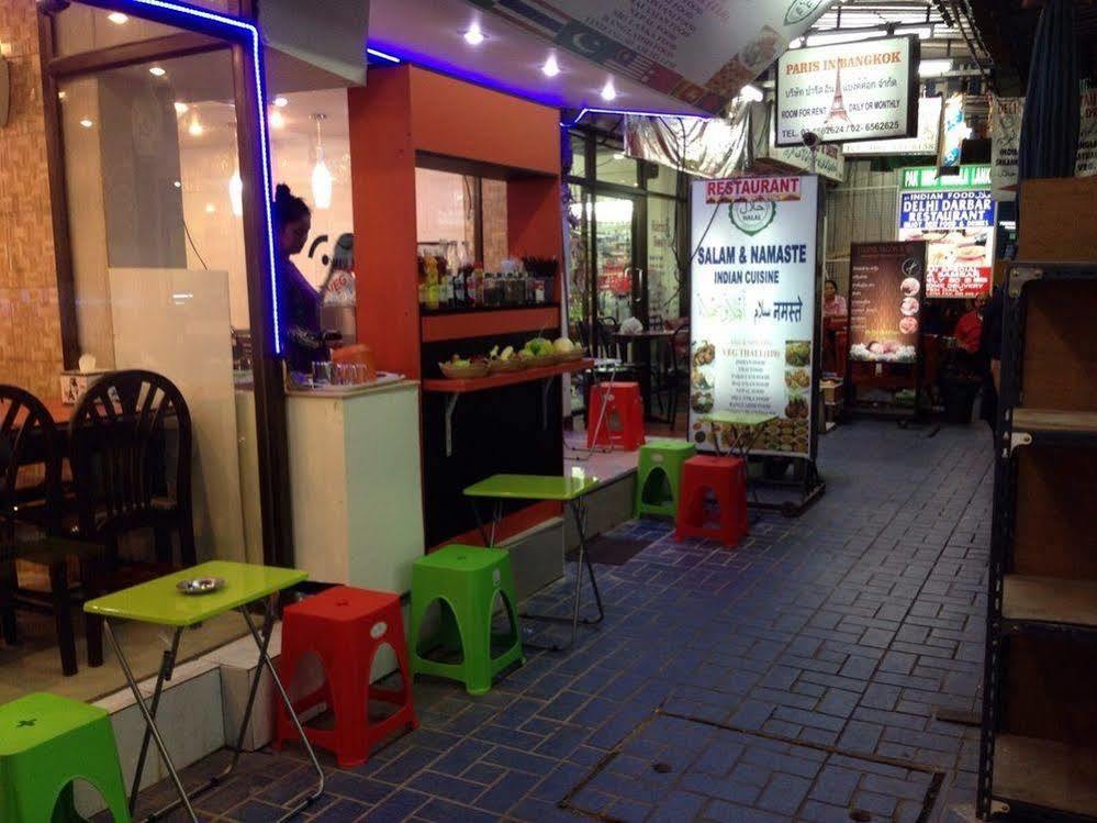Oyo 1146 Paris In Bangkok Banguecoque Exterior foto